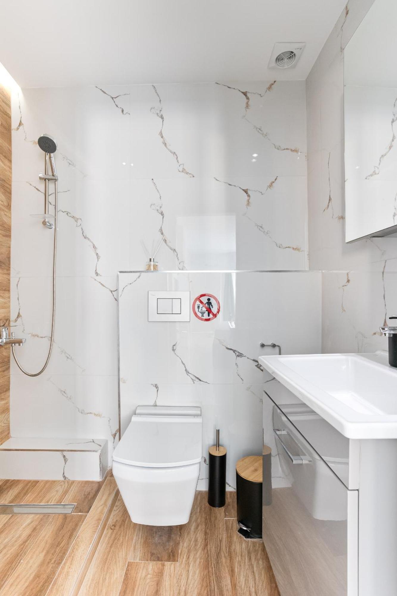 New Luxury Apartment In Downtown Thessaloniki Exterior photo