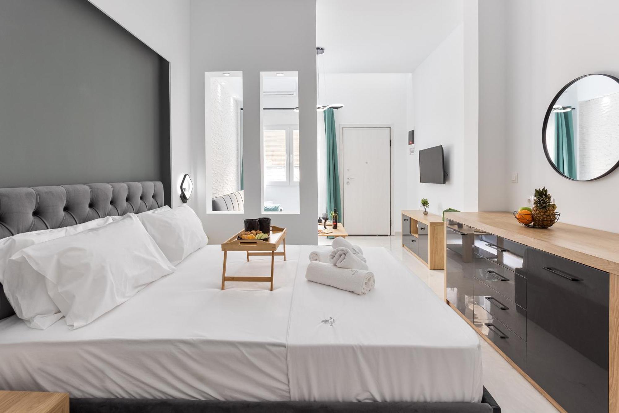 New Luxury Apartment In Downtown Thessaloniki Exterior photo